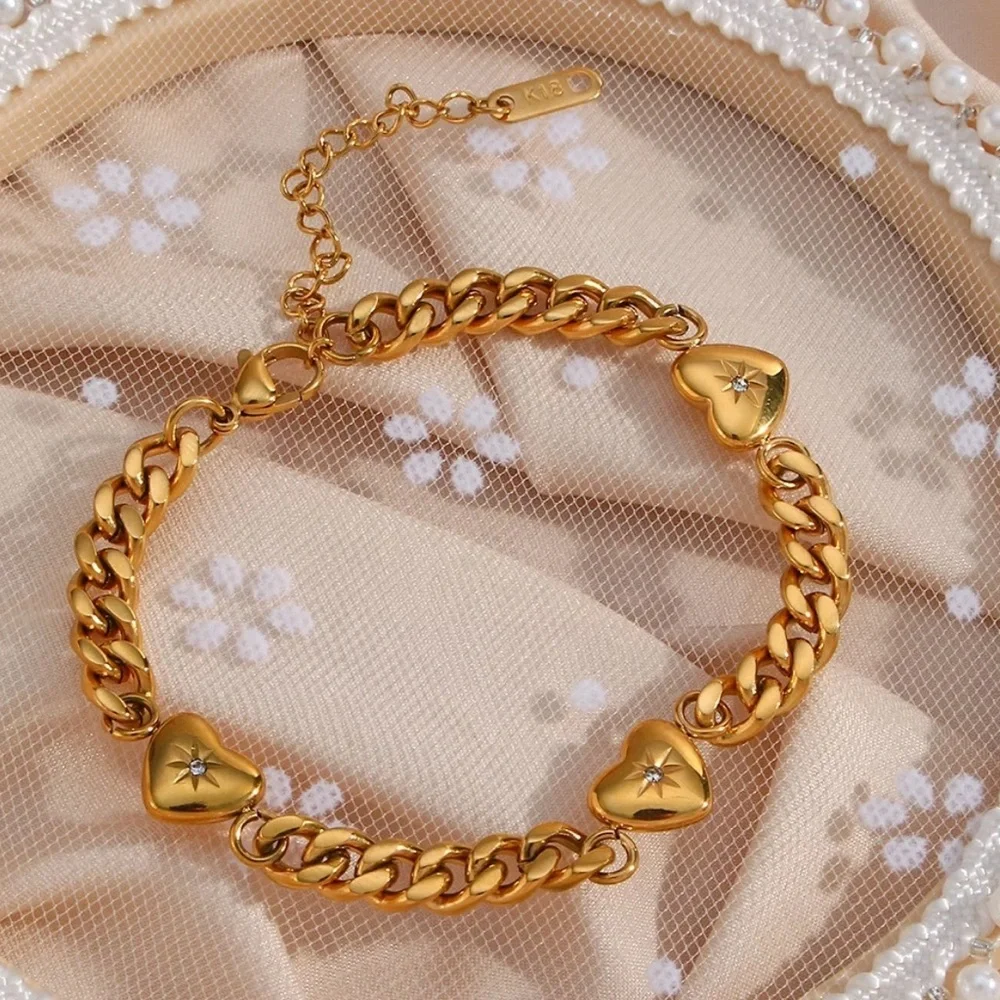 New 18K Gold Cuban Link Chain Heart Charm Bracelet - Picture 5 of 7